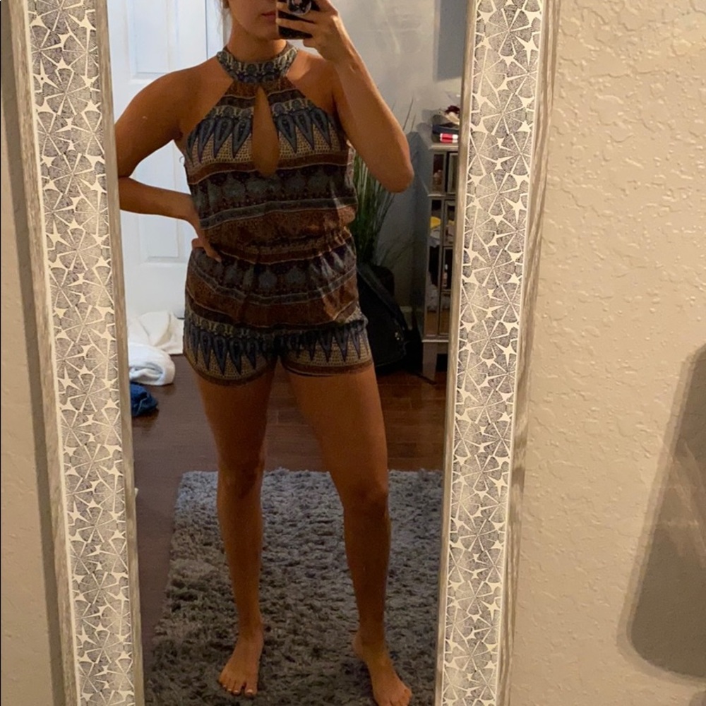 PATTERNED BLUE AND ORANGE ROMPER